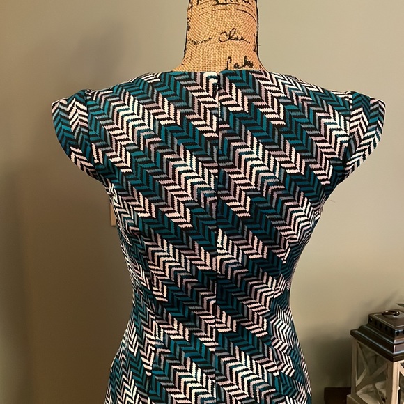 White House Black Market dress size 4. NWT. - Picture 8 of 15